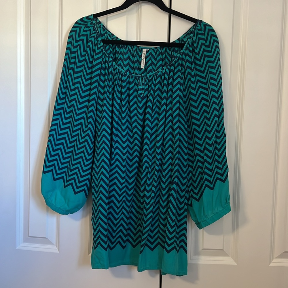 Grand & Green Scoop Neck Top